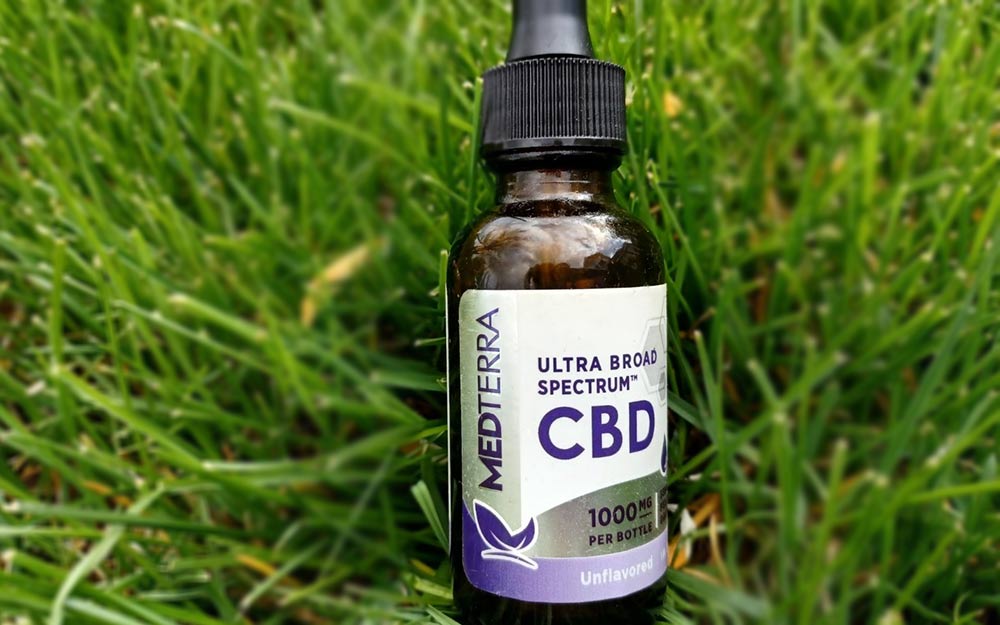 How Many MG In A Drop Of CBD Oil? - FREE Tincture Calculator 1